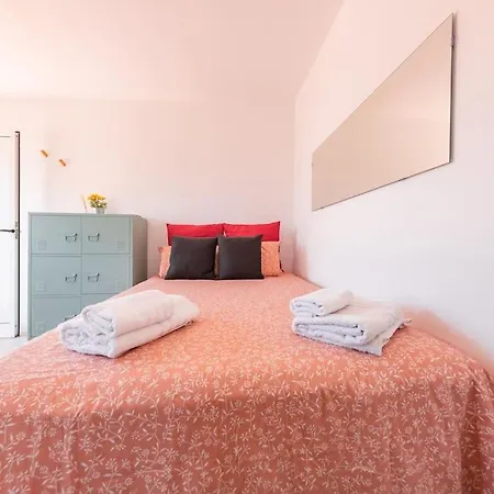 Mini Rooftop 2, Terrass & Chill 토레몰리노스