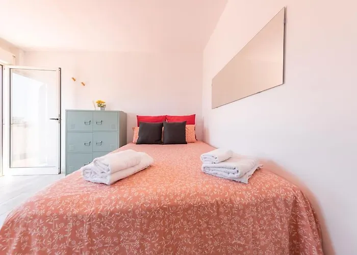 Mini Rooftop 2, Terrass & Chill 토레몰리노스